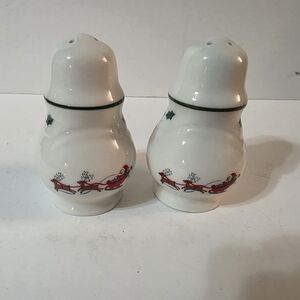 Pfaltzgraff Snow Village Stoneware Salt Pepper Shaker Set
